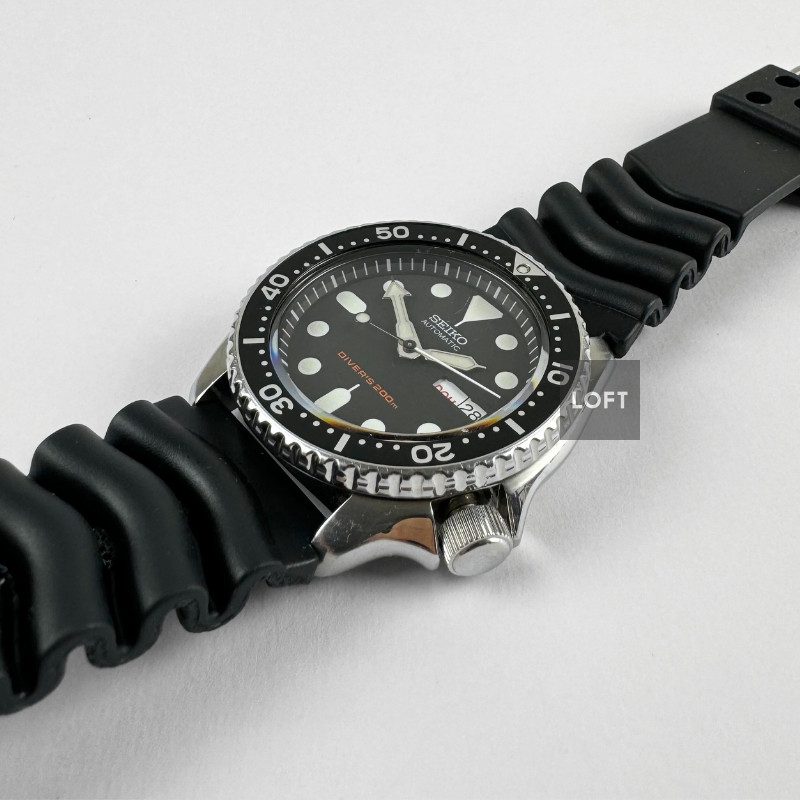 Seiko SKX007 Automatic Diver’s 200m Black 42 mm